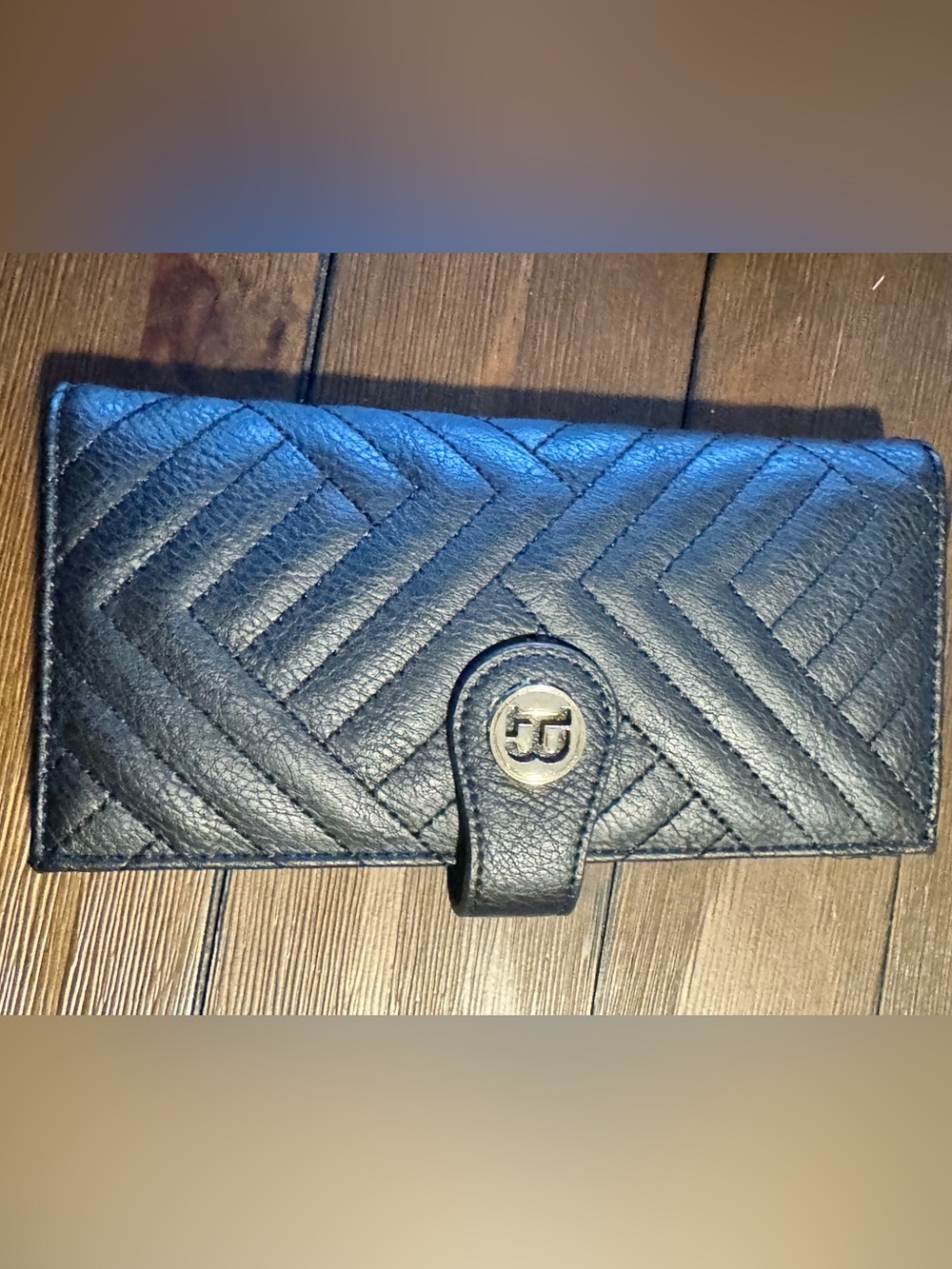Black Quilted Chevron Leather Wallet with Logo Medallion